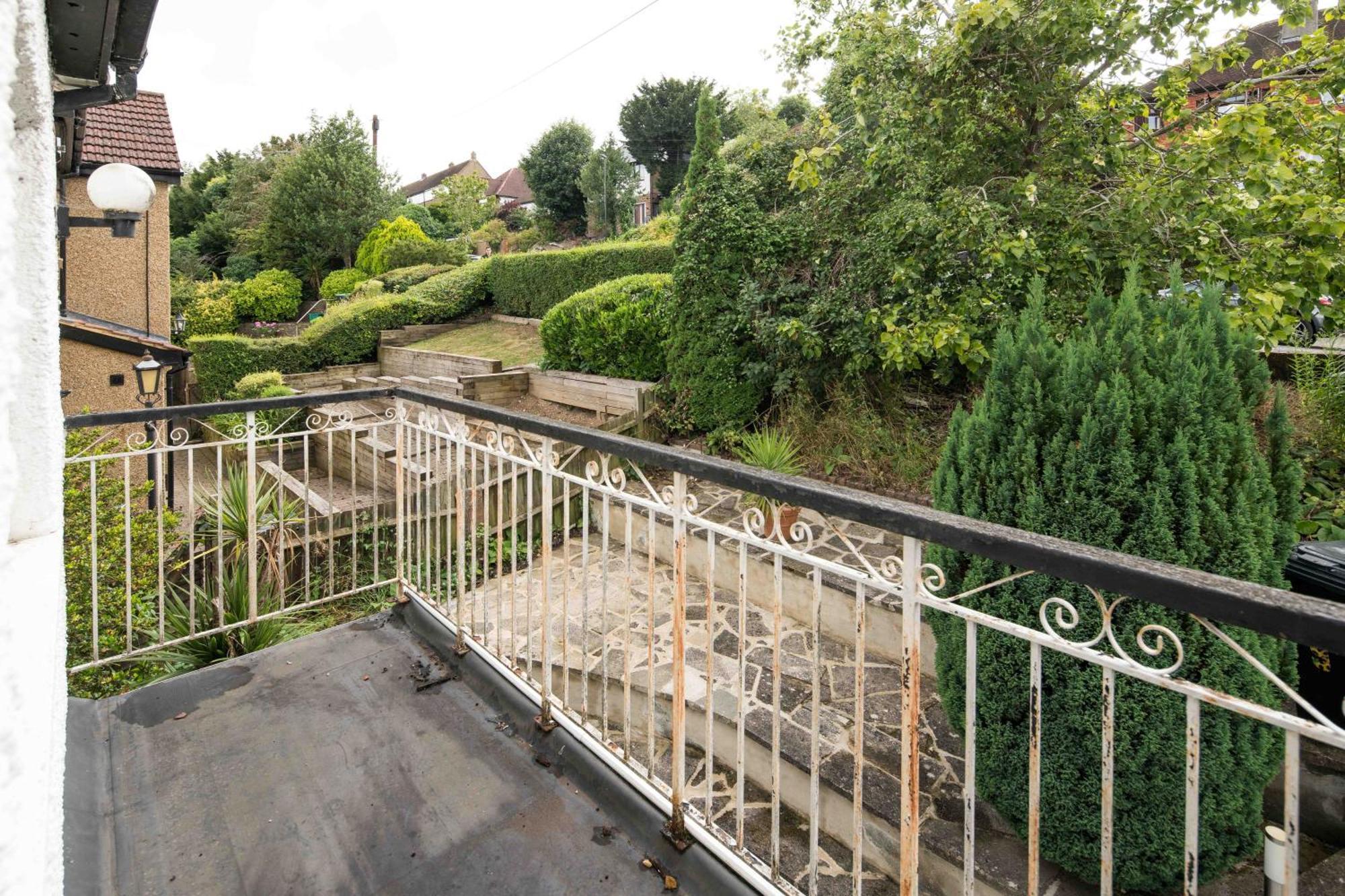 Casa vacanze Spacious 4bd Near Gatwick & Ldn Links *