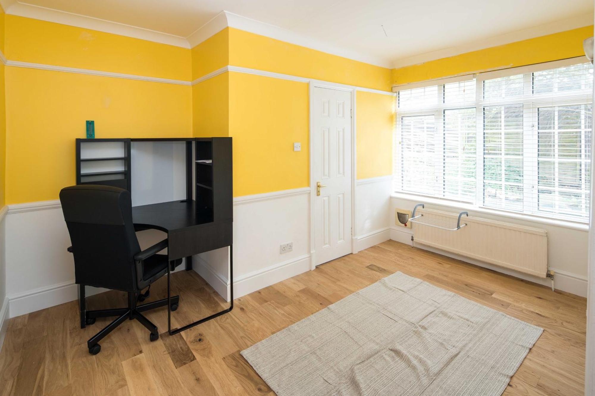 Casa vacanze Spacious 4bd Near Gatwick & Ldn Links *